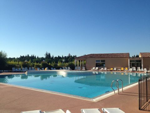Résidence Les Demeures du Ventoux - Vacancéole - Camping Vaucluse - Image N°0